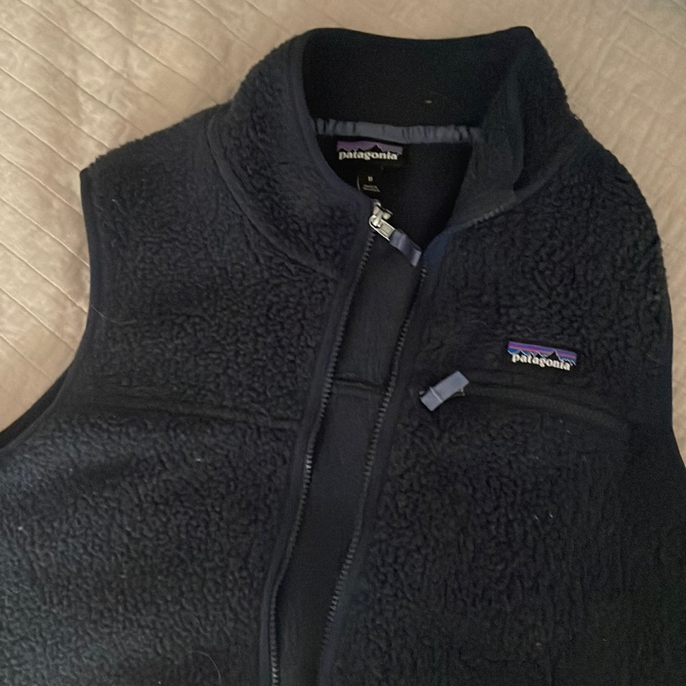 PATAGONIA Women’s Retro Pile Fleece Vest - navy blue - Originally $125
